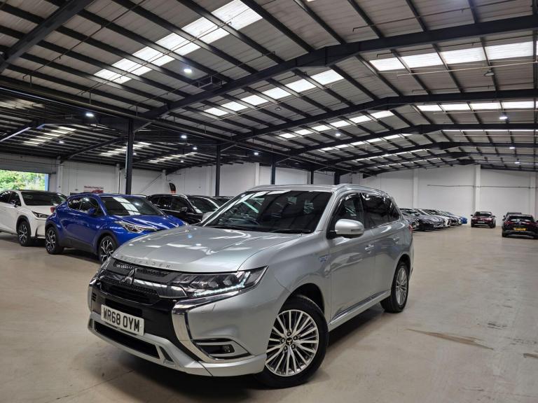 2018 Mitsubishi Outlander 2.4h TwinMotor 13.8kWh 5h CVT 4WD Euro 6 (s/s) 5dr ESTATE Petrol/Electr...