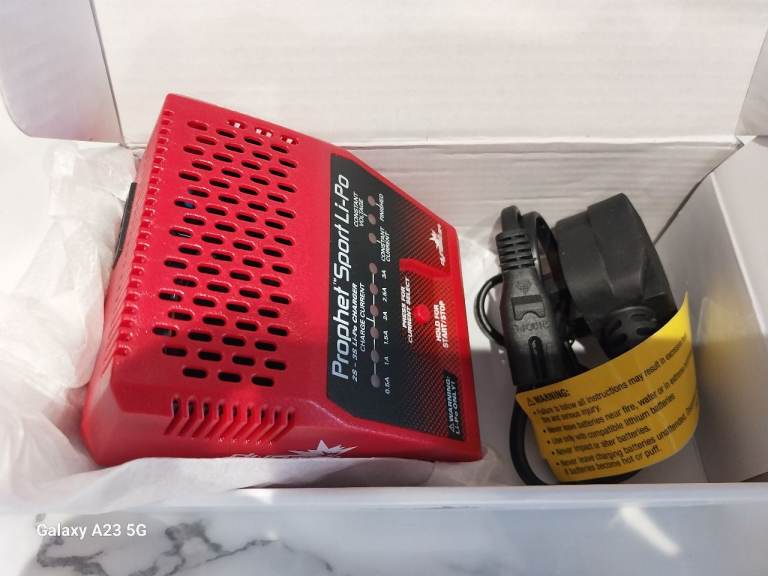 HORIZON HOBBY Prophet Sport NI-MH 35W Peak Battery Charger For Hobbyists