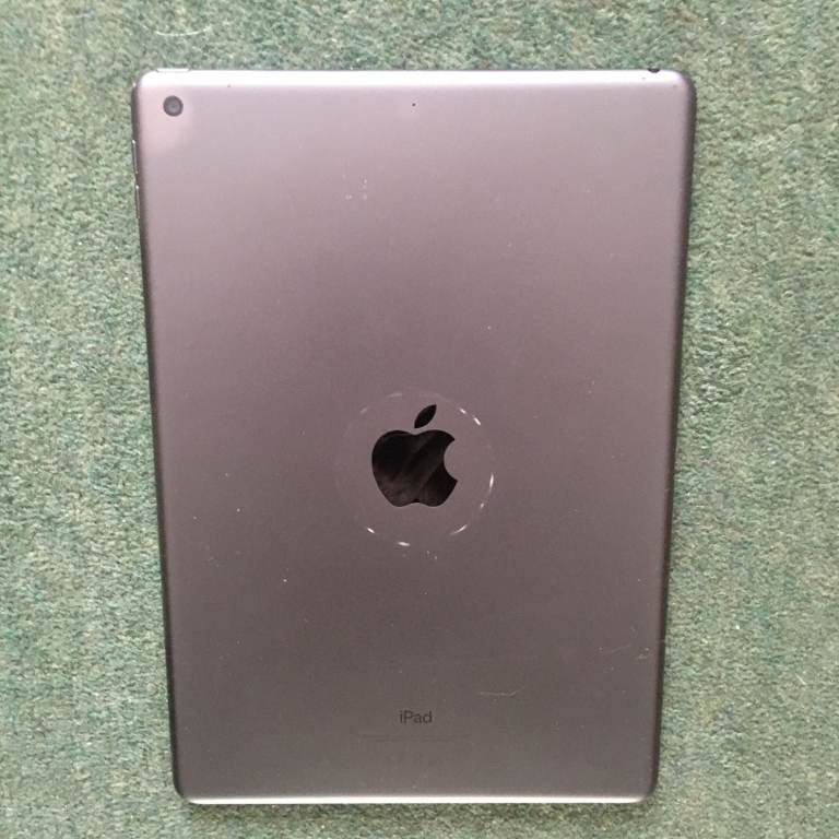 iPad 7th Generation, Space Grey