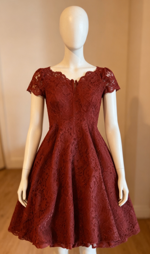 Lovely Red Lace Dress – As Good As New