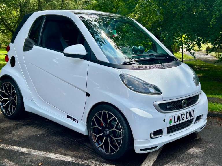 SMART FORTWO 1.0*BRABUS Xclusive*Glassroof-BT-HPIclear-PAS**Rare PocketRocket**