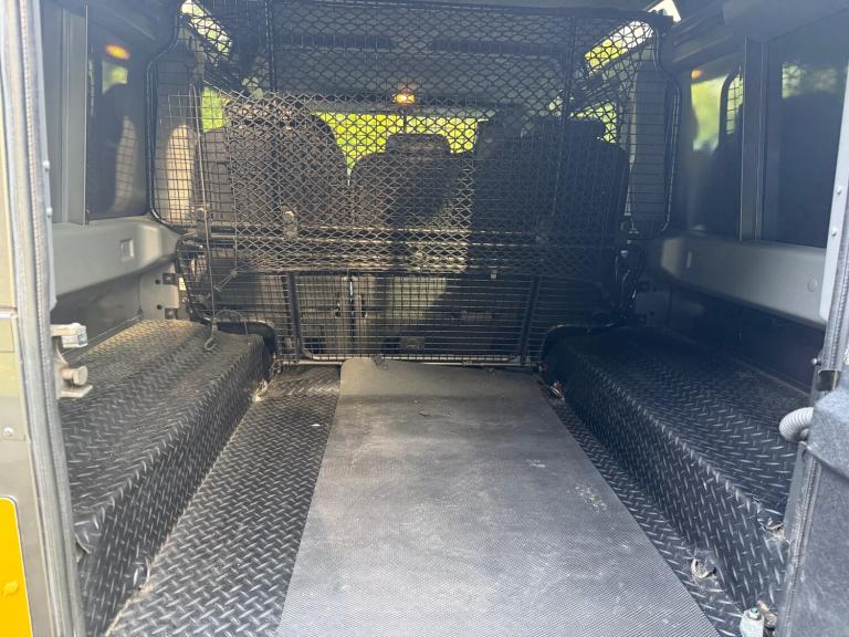 2015 Land Rover Defender XS Utility Wagon TDCi [2.2] PANEL VAN Diesel Manual