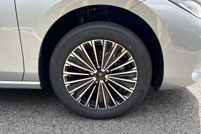 2025 Volkswagen Passat 1.5 eTSI MHEV Elegance DSG Euro 6 (s/s) 5dr Estate Automatic