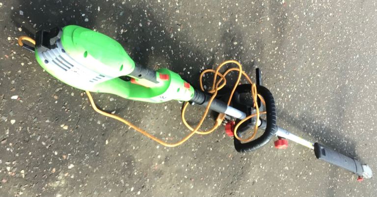 Florabest Long Reach Electric Hedge Trimmer FHL900 D4