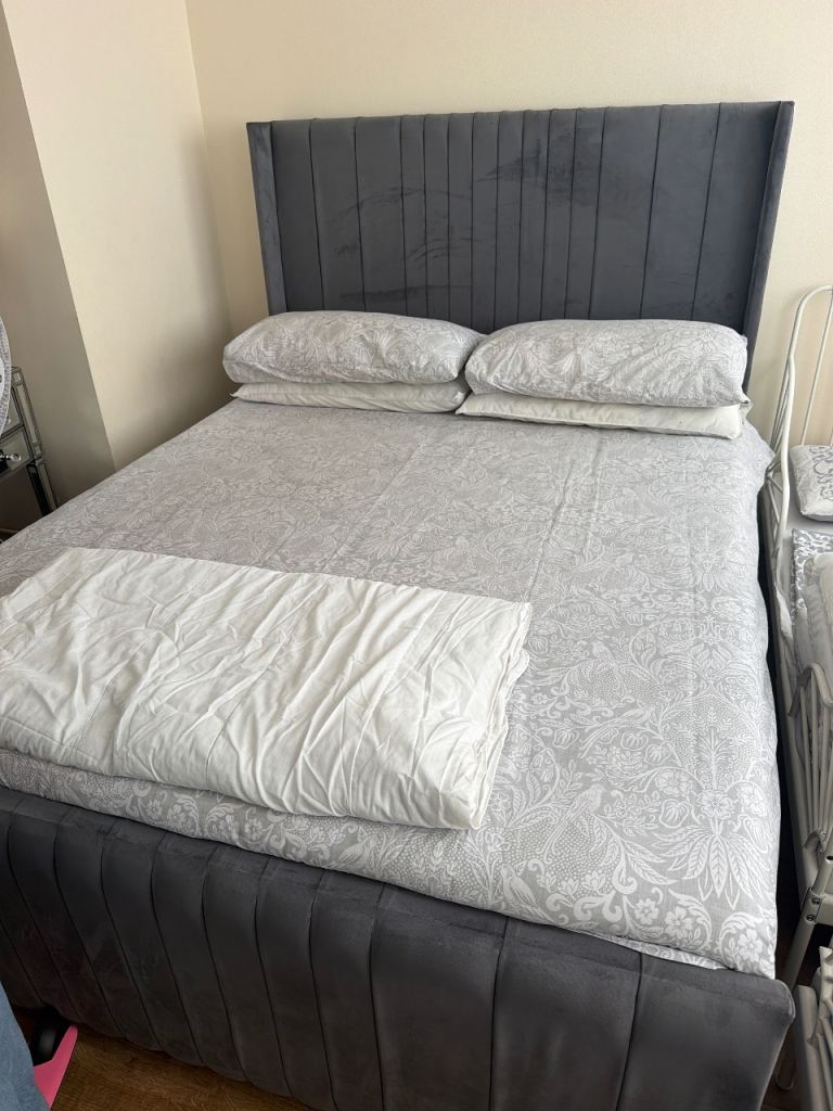 Storage bed king size
