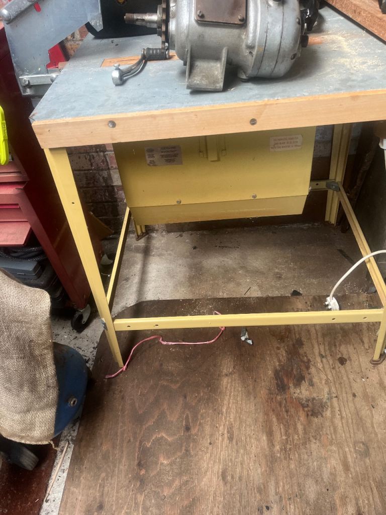 Professional bench saw