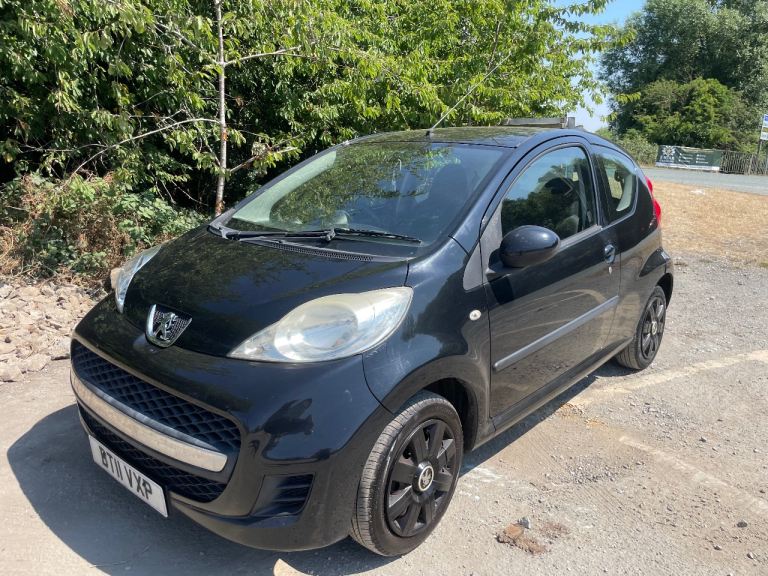 PEUGEOT 107 1.0 URBAN PETROL 11 REG BLACK 3 DOOR  MOT MARCH 15TH 2027 TAX £20 LOW INSURANCE 50+MPG