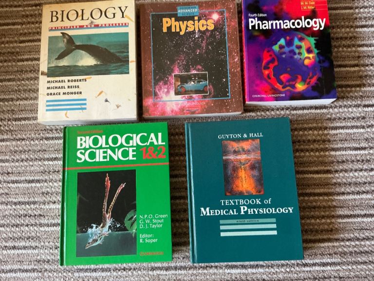 Student study books.