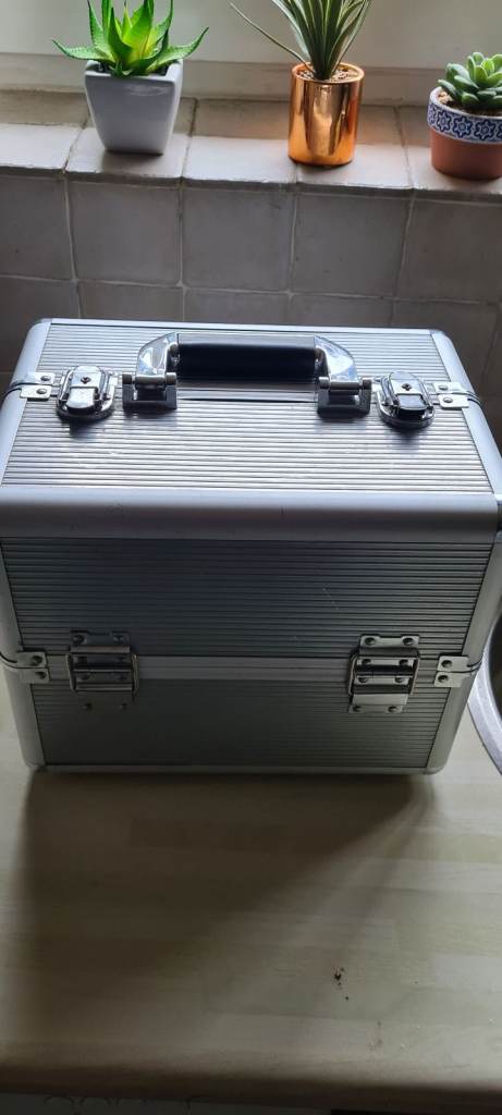Aluminium Storage Case with Dividers – Good Condition