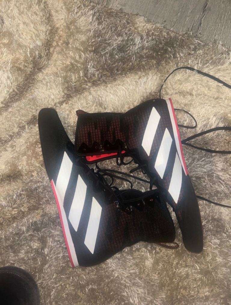 Adidas Box Hog 4’s
