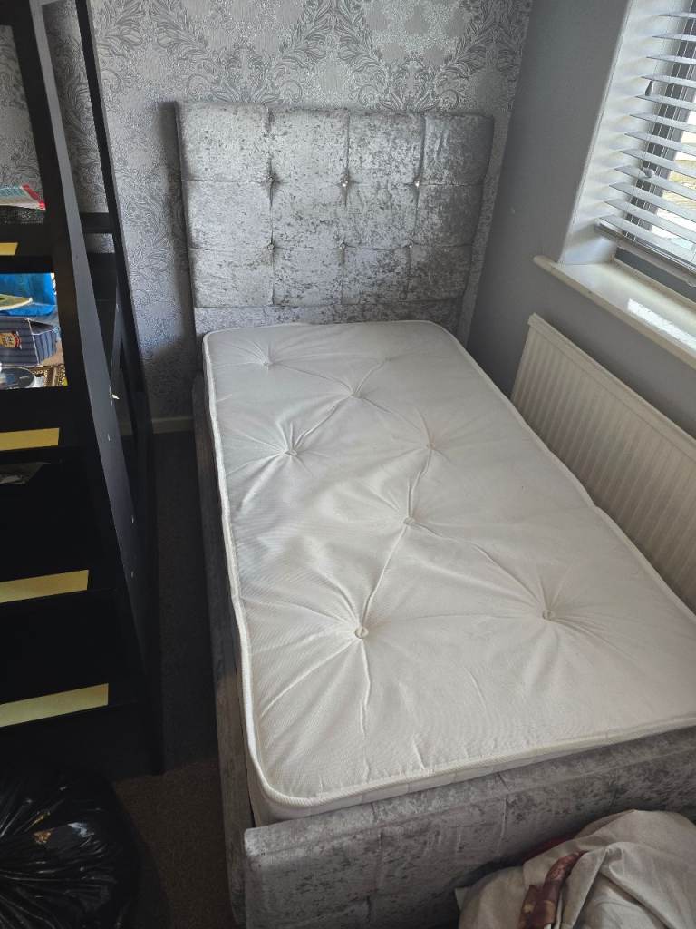 Single bed