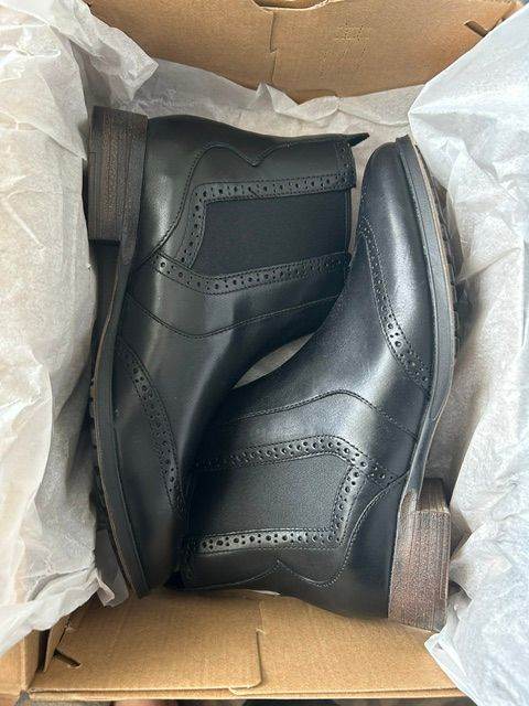 New Black Leather Chelsea Boots – Brogue Detail