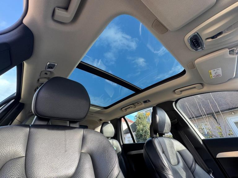 2017 Volvo XC90 2.0 T8 Hybrid Momentum Pro 5dr Geartronic ESTATE PETROL/ELECTRIC Automatic