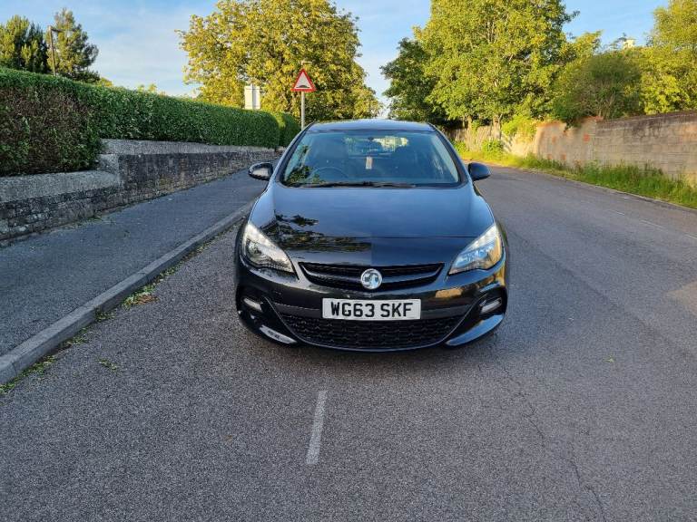 Vauxhall, ASTRA, Limited-Edițion Hatchback, 2013, Manual, 1686 (cc), 5 doors