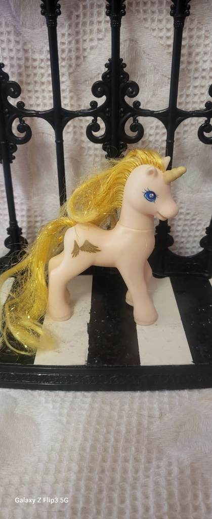 My Little Pony Golden Glow Figure 