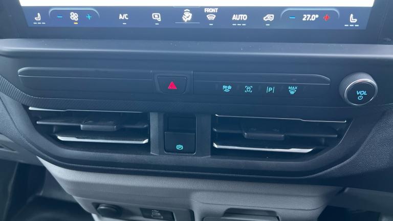 2025 Ford Transit Custom 280 L2 Diesel Fwd 2.0 EcoBlue 136ps H1 Van Limited Auto Van Diesel Autom...