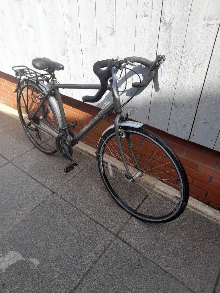 Grey Road Bike with Rack and Mudguards – Good Condition