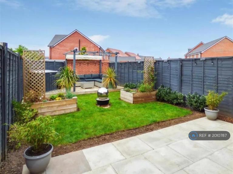2 bedroom house in Bradley Walk, Wellesbourne, Warwick, CV35 (2 bed) (#2010787)