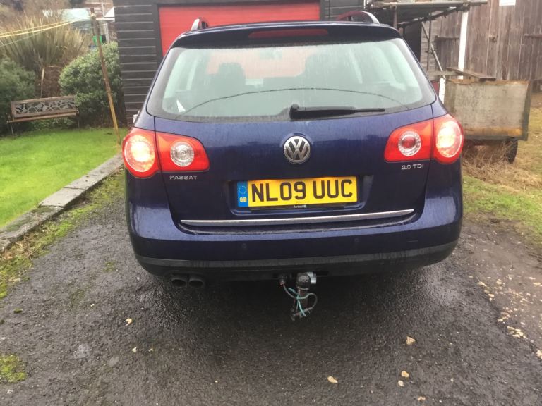 Volkswagen, PASSAT, Estate, 2009, Manual, 1968 (cc), 5 doors