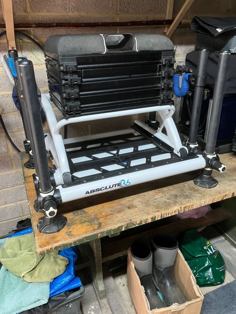 Absolute 2.0 Fishing Seat Box with Footplate – Good Condition
