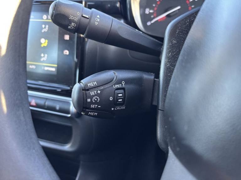 2017 Citroen C3 1.2 PureTech Feel Hatchback 5dr Petrol Manual Euro 6 (68 ps) Hatchback Petrol Manual