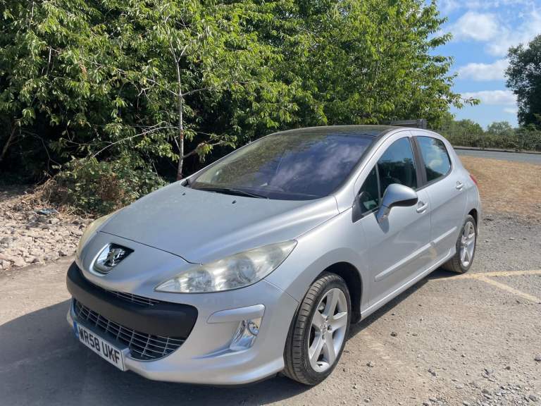 PEUGEOT 308 1.6 VVTI SE 58 REG 5 DOOR GENUINE 61372 MILES MOT JANUARY 13TH 2027 LOW INSURANCE 40+MPG