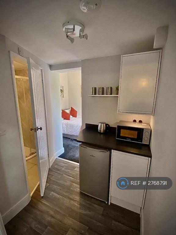 1 bedroom in Beeches Road, Rowley Regis, B65 (#2768791)