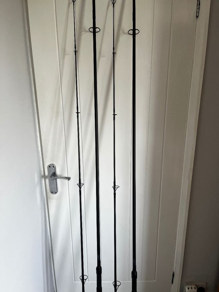 Nash carp rods x2 carp fishing 