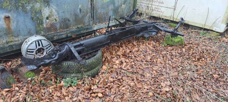 VW CLASSIC BEETLE 1303s 1974 chassis spine,  