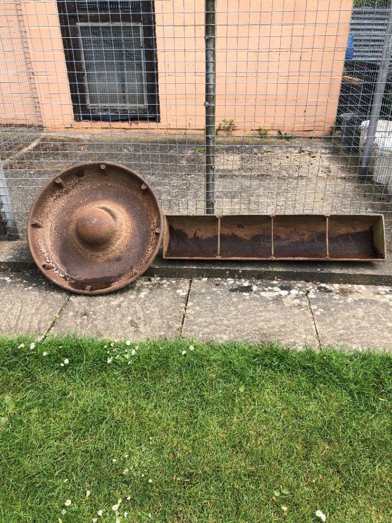 Pig troughs 