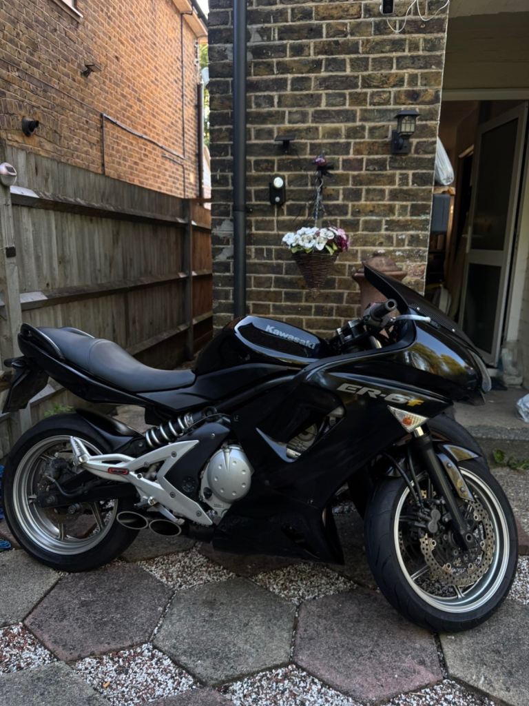 Kawasaki, ER, 2007, 649 (cc)