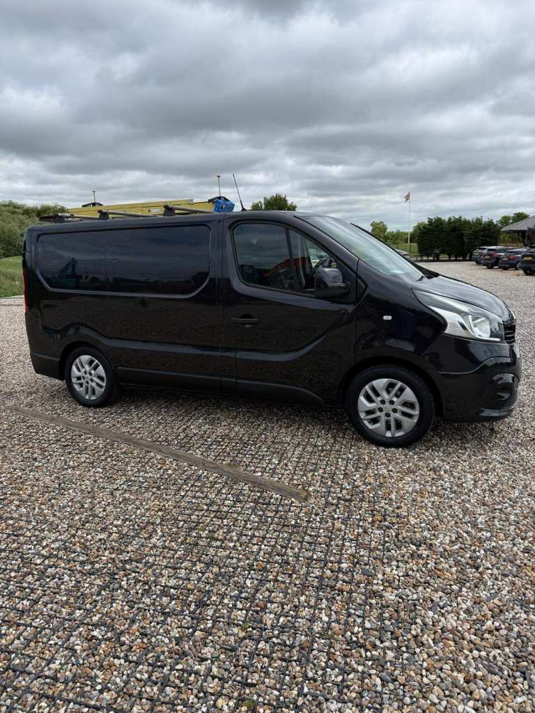 Renault, TRAFIC, SPORT, Panel Van, 2016, Manual, 1598 (cc)