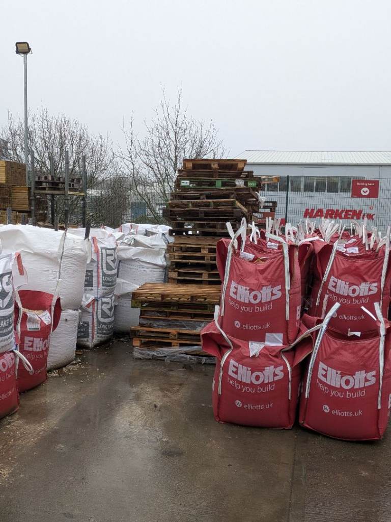 Free pallets 