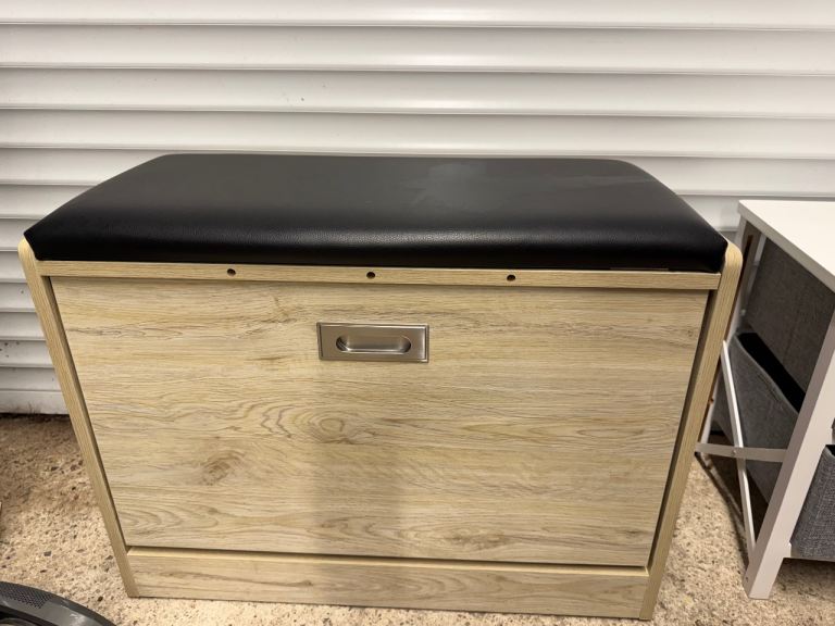 Shoe storage ottoman 