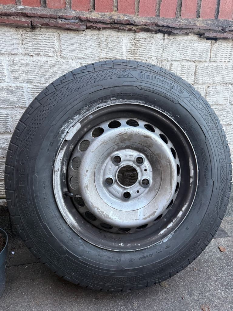 Mercedes sprinter tyre 