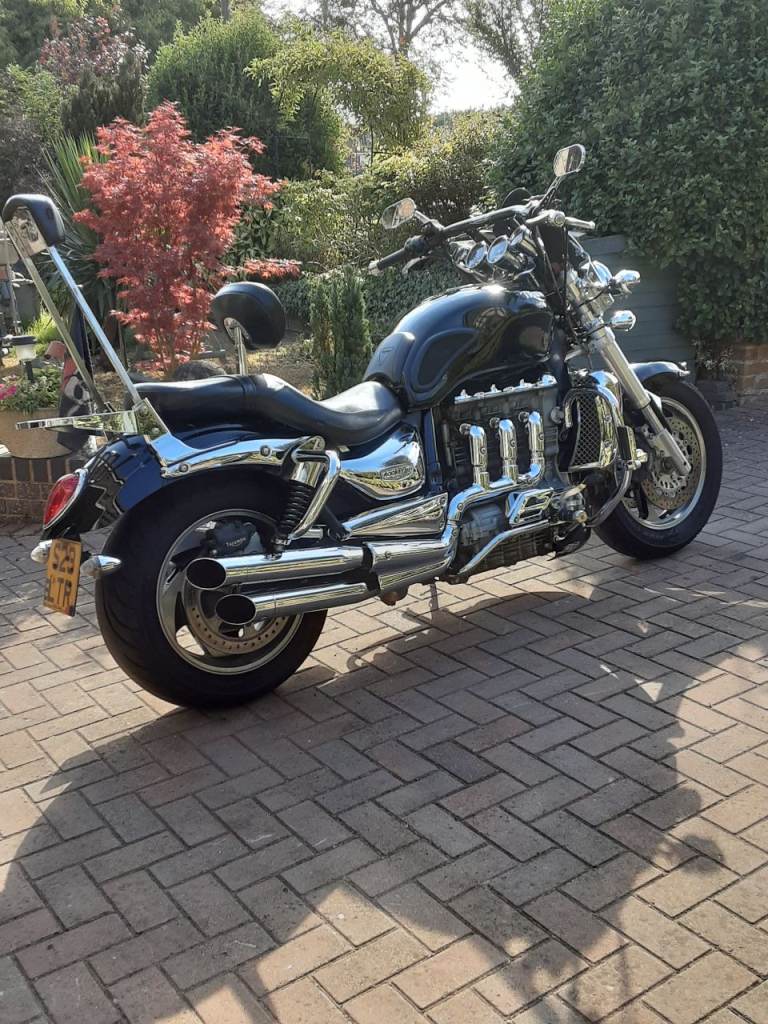 TRIUMPH ROCKET 3, 2005, 2294 (cc)
