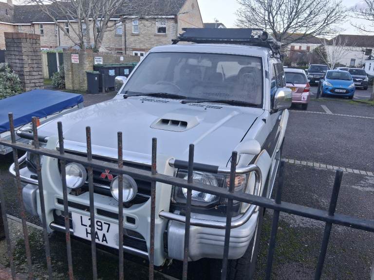 Classic Mitsubishi Pajero 5 door in beautiful condition