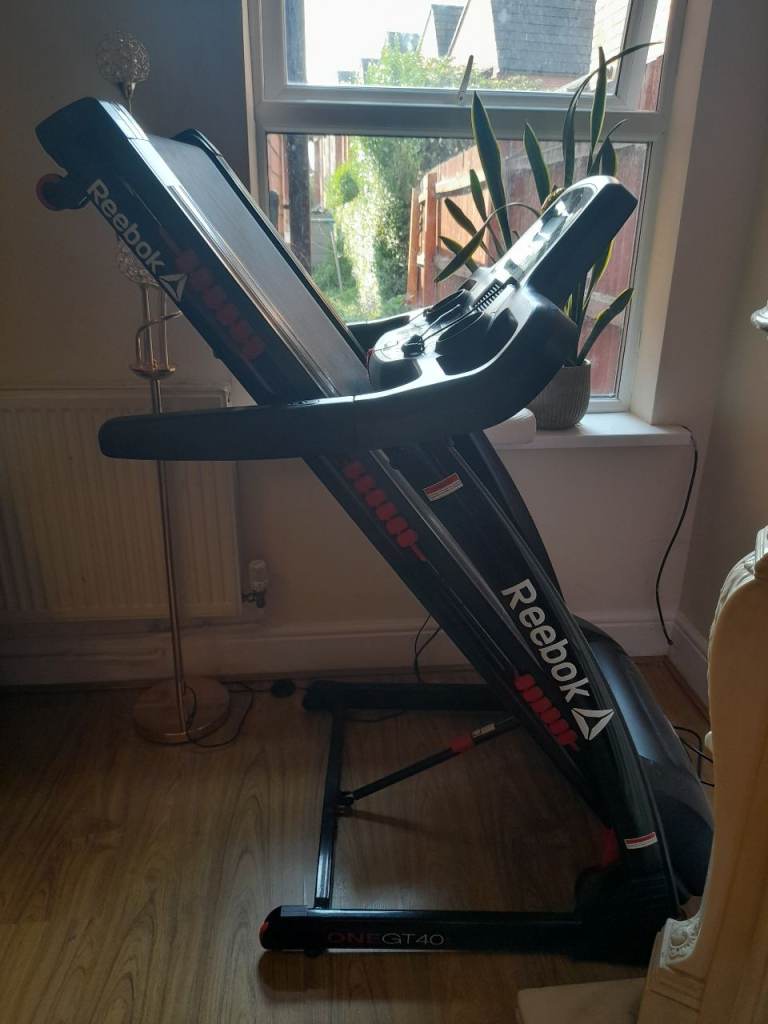 Reebok treadmill one gt40