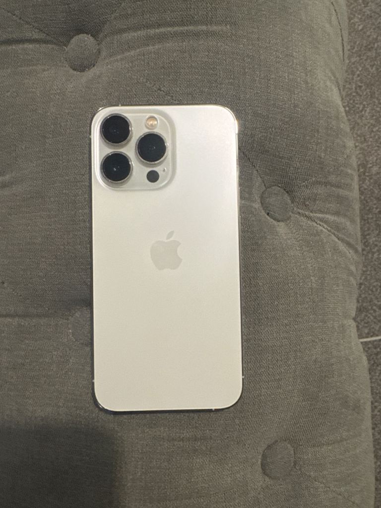 iPhone 15 pro & iPhone 13 Pro 