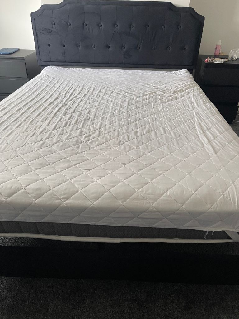 Moving Abroad Sale – Everything Must Go -Double Bed Frame – £100