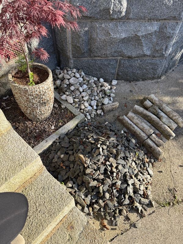 White cobbles