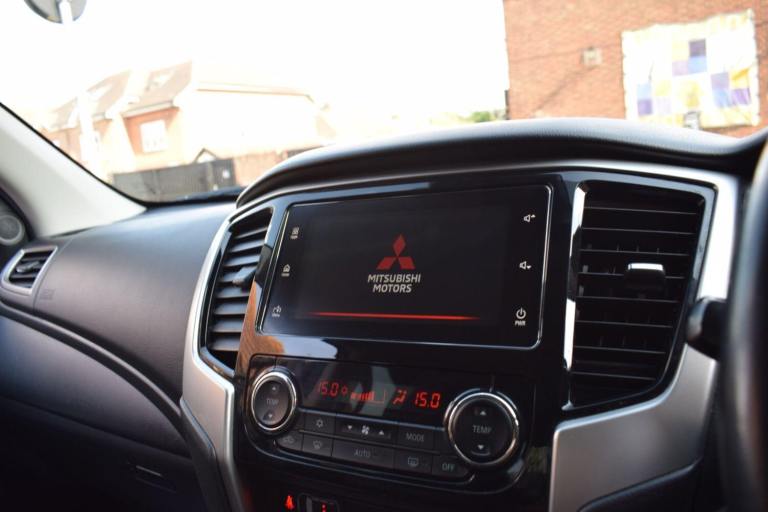 2021 Mitsubishi L200 2.2 DI-D DC Warrior 4WD Euro 6 (s/s) 4dr PICK UP Diesel Manual