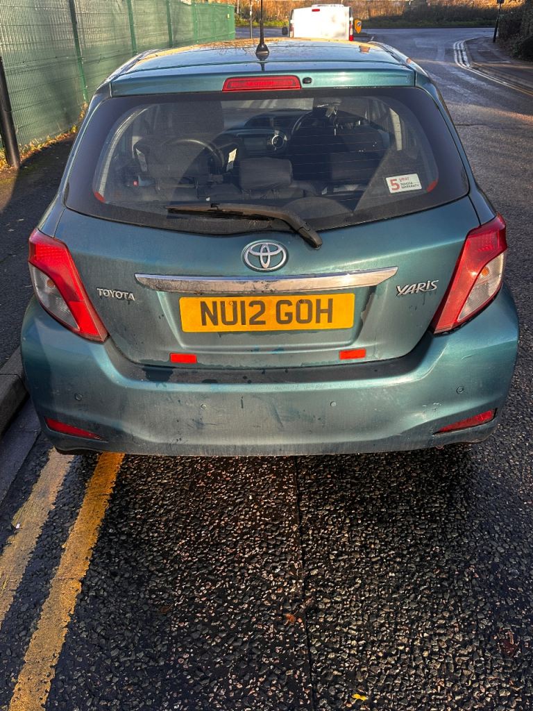 Toyota, YARIS, Hatchback, 2012, Manual, 1329 (cc), 5 doors