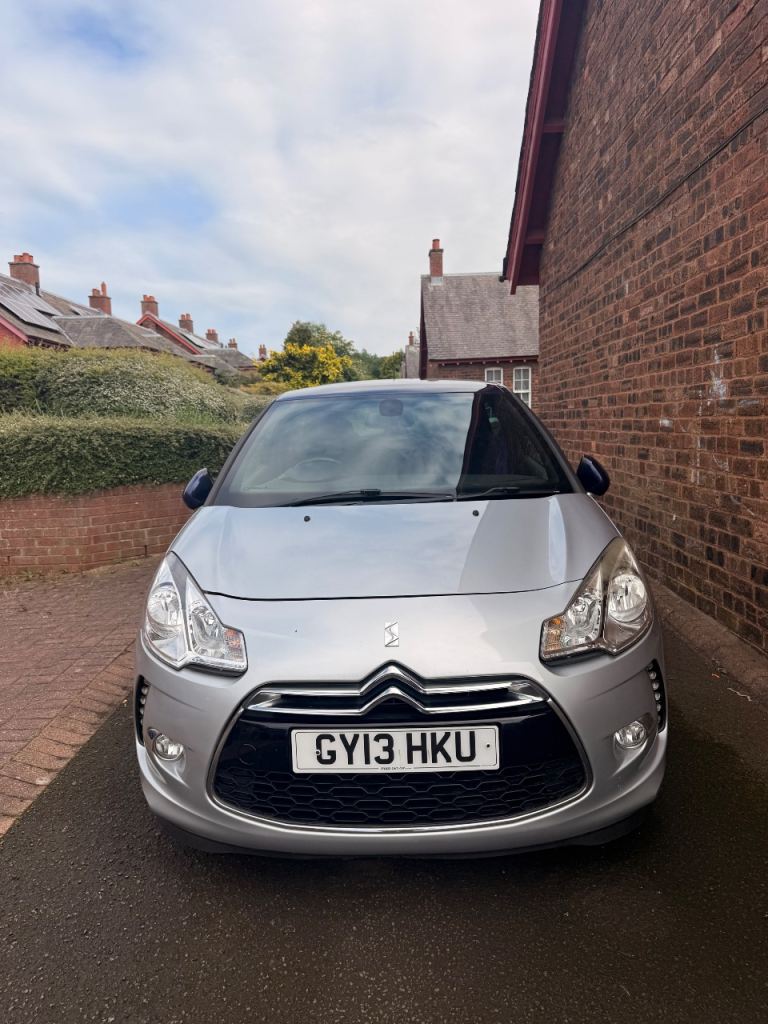 Citroen, DS3, Hatchback, 2013, Manual, 1598 (cc), 3 doors