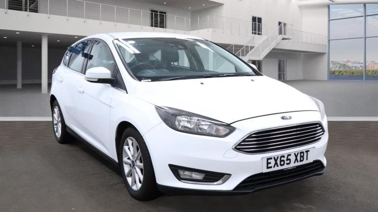 2016 Ford Focus 1.0 EcoBoost 125 Titanium 5dr HATCHBACK PETROL Manual