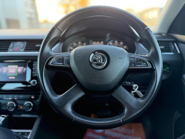 2013 Skoda Octavia 1.4 TSI Elegance Estate 5dr Petrol DSG Euro 5 (s/s) (140 ps) ESTATE Petrol Aut...