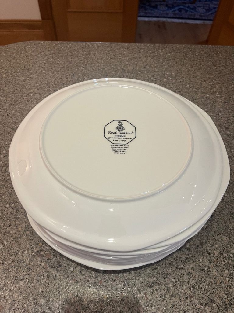 Royal Doulton Nimbus Dinner Service 