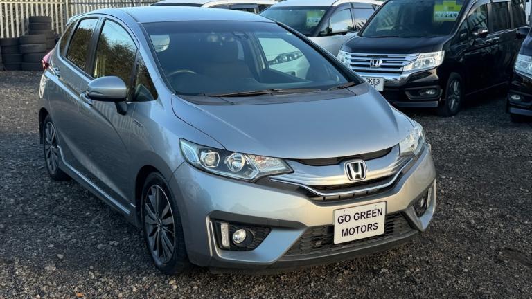 2015 Honda Jazz Fit Hybrid Navi 5dr Automatic 28000 miles, CarPlay Alloys Xenon/LED lights  Hatch...
