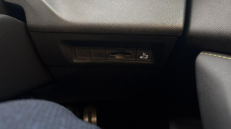 2024 Peugeot 408 1.2 PureTech GT Fastback 5dr Petrol EAT Euro 6 (s/s) (130 ps) Hatchback Petrol A...