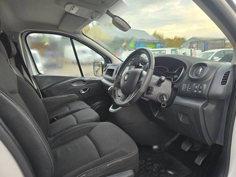 2021 Renault Trafic 2.0 dCi ENERGY 28 Black Edition Van,, Euro 6 ULEZ, Automatic, Cruise, DAB,  P...